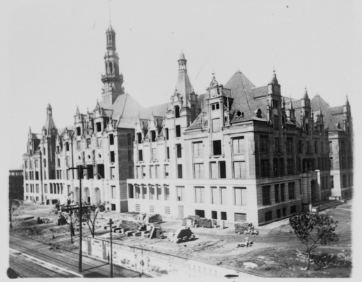 Old black and white photo of St. Louis City Hall